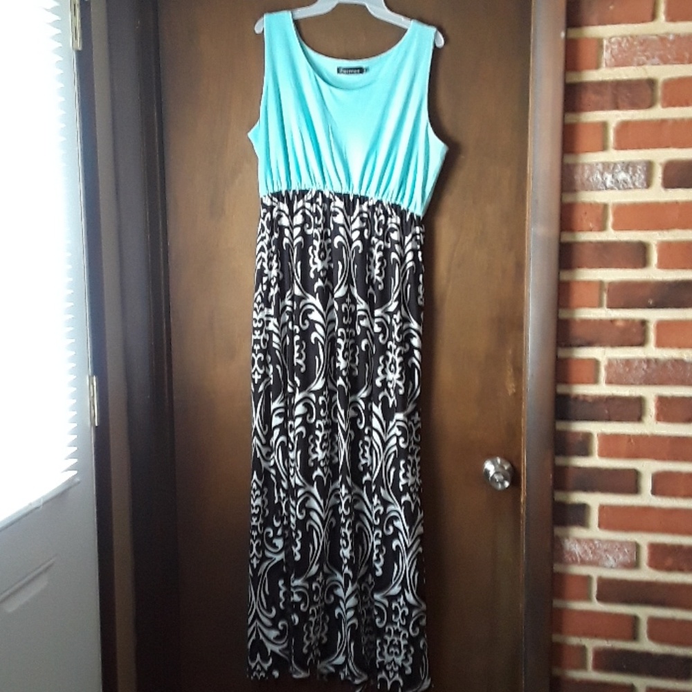 Zattcas Maxi dress
